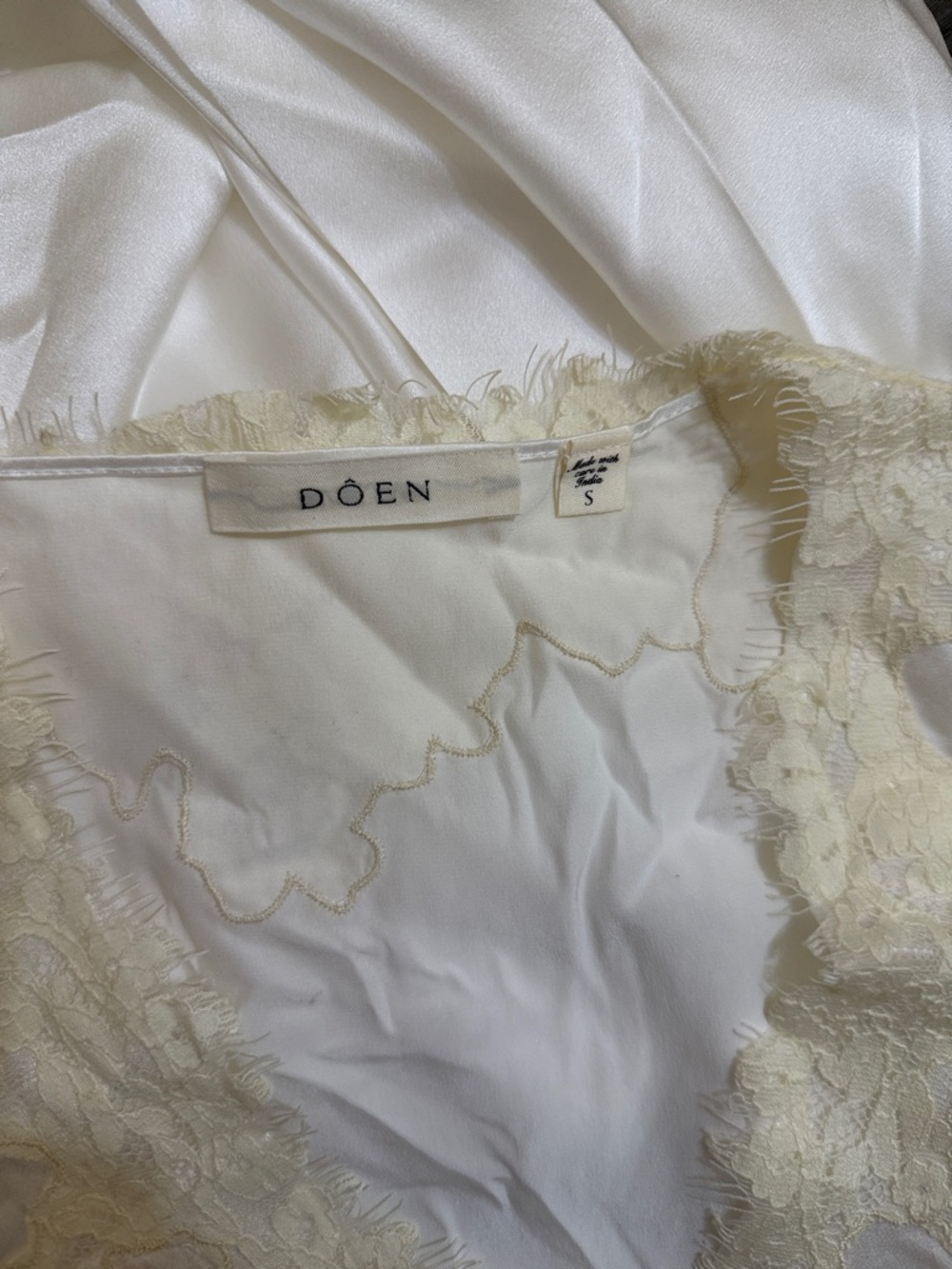 Doen Ivory Satin Midi Dress with Lace Trim - Picture 7 of 7